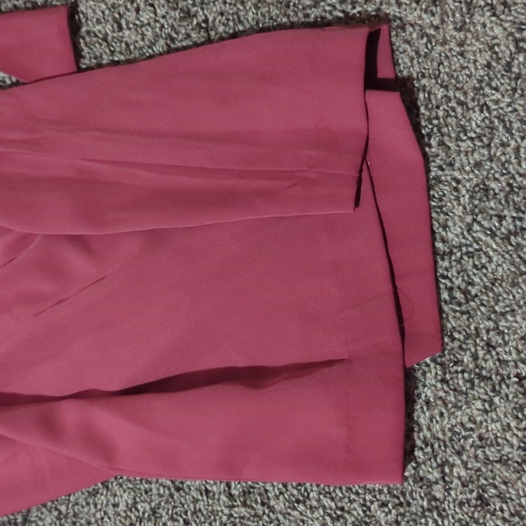 Classic Concepts Pants - Picture 2 of 5